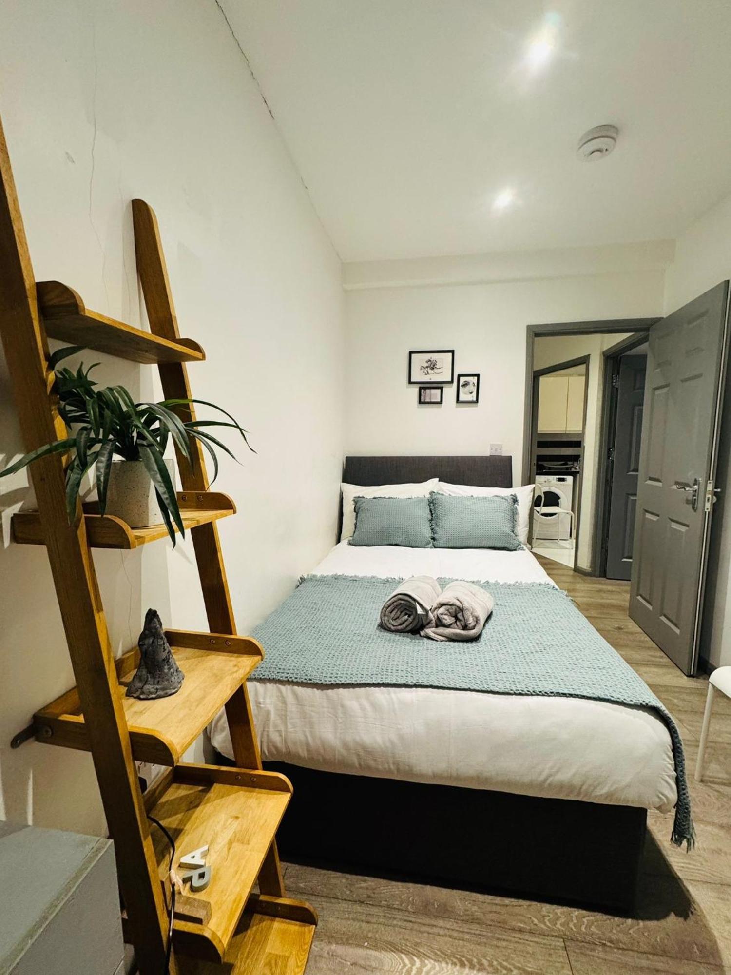 "Spacious Family, Friendly" 1 Bedroom In Kings Cross, St Pancras!!!118A Лондон Екстер'єр фото