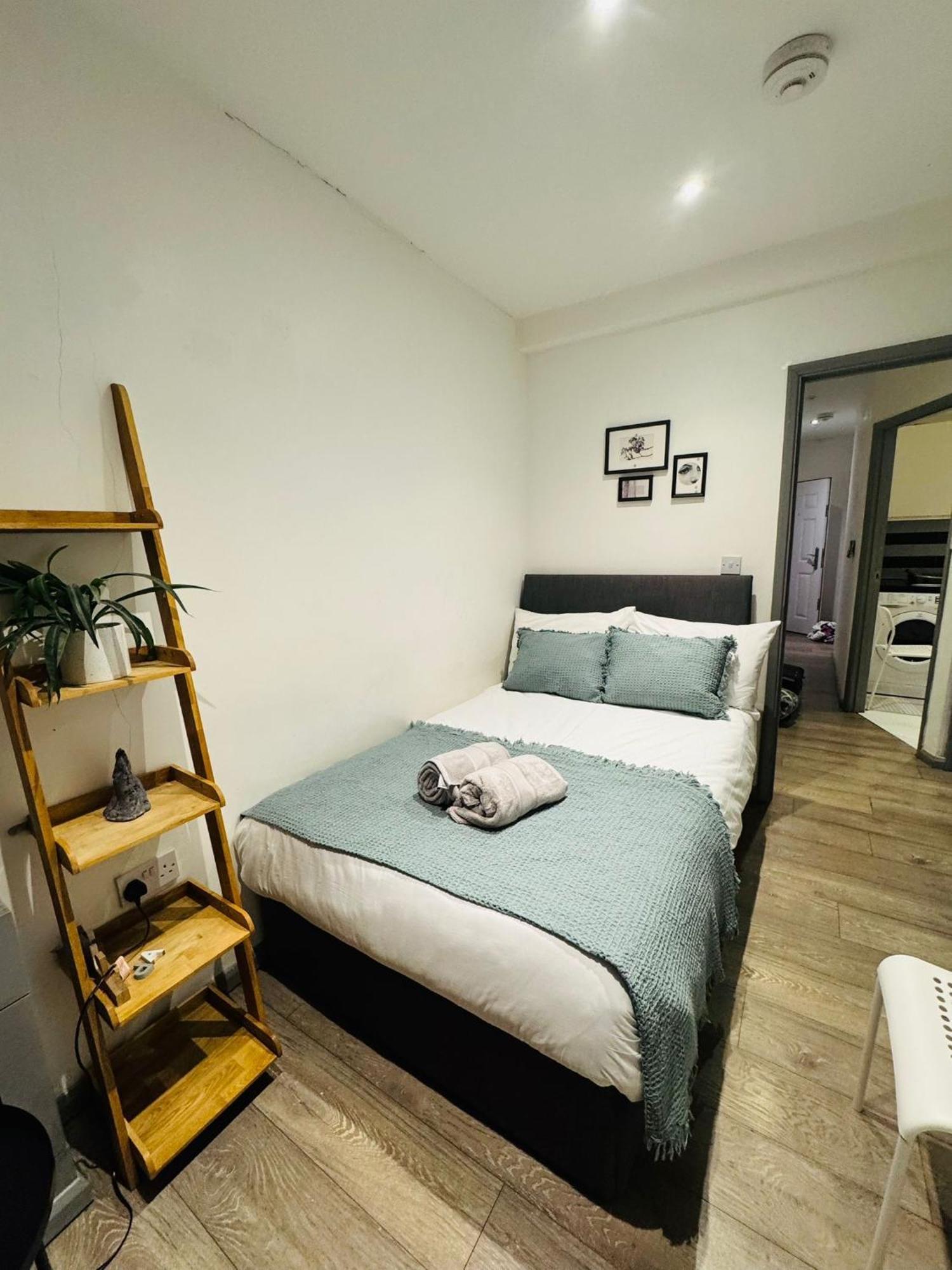 "Spacious Family, Friendly" 1 Bedroom In Kings Cross, St Pancras!!!118A Лондон Екстер'єр фото